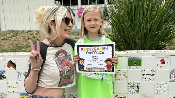 Tori Spelling Celebrates Son Beaus Kindergarten Graduation