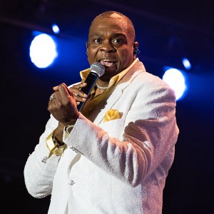 Four Tops Singers Sues Hospital, Was Placed in Straight Jacket After They Didn't Believe Who He Was