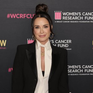 Kyle Richards Wax Stick