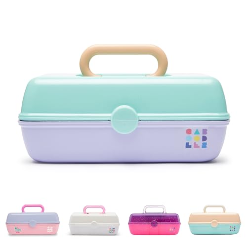 Best Hard-Shell Case: Caboodles Pretty in Petite Makeup Box