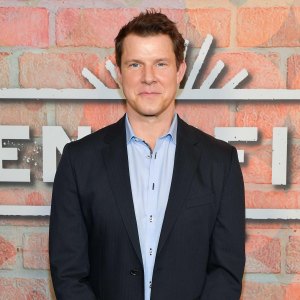 Eric Mabius Says Seeing ‘Ugly Betty’ Costars Shine Feels Like ‘Your Siblings Doing Really Well’