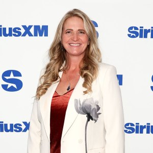 Feature Sister Wives Christine Brown Encourages Followers to Embrace Change