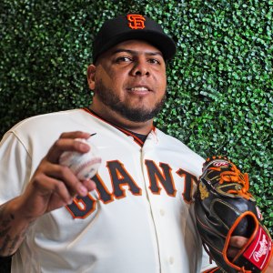 Former MLB Pitcher Reyes Moronta Dead at 31