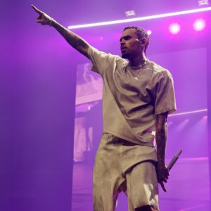 GettyImages-2158054382 Chris Brown