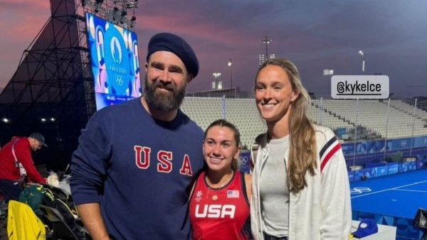 Jason Kelce Picked Up Olympics Beret at a Souvenir Shop