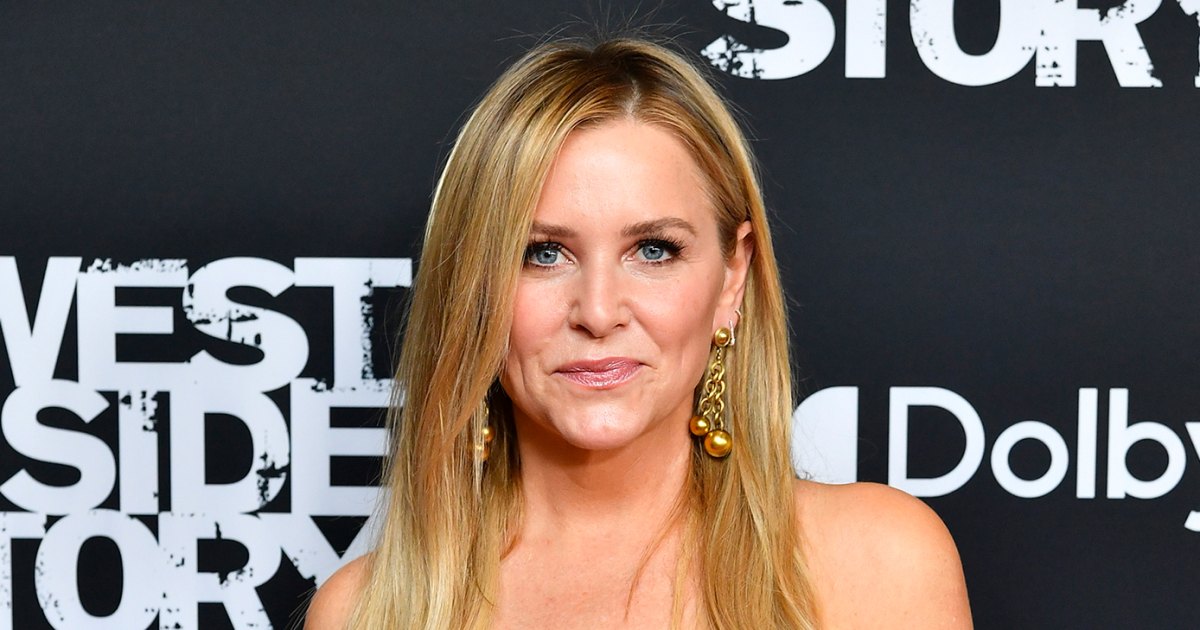 Jessica Capshaw Details ‘Deeply, Deeply Sad’ Past Miscarriage Jessica Capshaw Details ‘Deeply, Deeply Sad’ Past Miscarriage