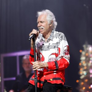 Joe Bonsall Member of The Oak Ridge Boys Dead at 76 From ALS Complications 433
