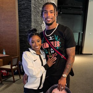 Jonathan Owens Reveals What He Tells Wife Simone Biles Before a Big Competition