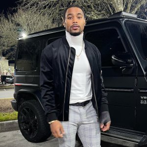 NFL Player Jonathan Owens Has Sickle Cell Trait Is at Oxygen Deficit