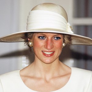 Princess Diana Childhood Letters to Be Sold