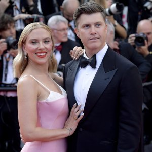 Scarlett Johansson Can t Believe Colin Jost Scored an Olympic Gig in Tahiti