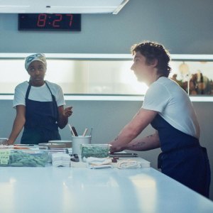 The Bear Fans Notice a Potential Continuity Error During Tinas Backstory Episode in Season 3