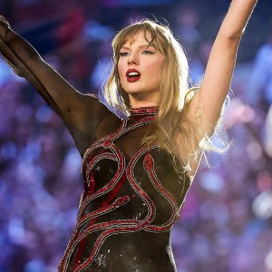 Why Taylor Swift's Fans Are Convinced a ‘Hiss’ at Her Milan Show Hints She's Announcing ‘Reputation TV'
