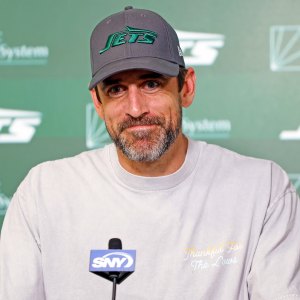 Aaron Rodgers Says He Regrets Lying to Reporters About Being Immunized