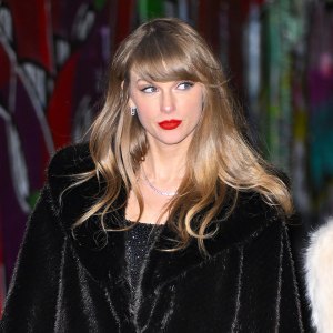 Billboard Shuts Down Fan Speculation That Taylor Swifts New Digital Variants Earned Her No 1 Spot