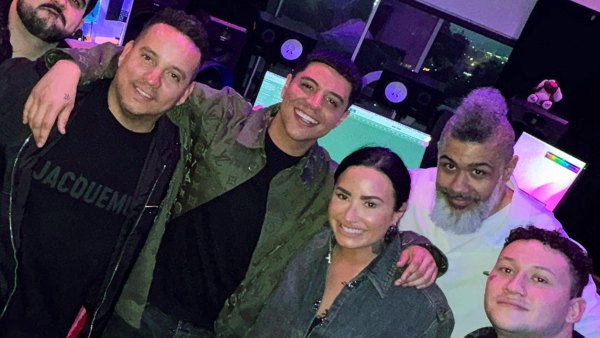 Demi Lovato y Grupo Firme durante la sesión para grabar la canción “Chula” en un estudio de Los Ángeles California 182
