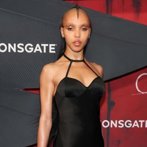FKA Twigs Rocks Unique Headpiece at The Crow Premiere 001