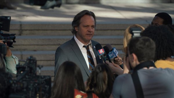 Feature Peter Sarsgaard Leaving Apple TV Presumed Innocent After 1 Season