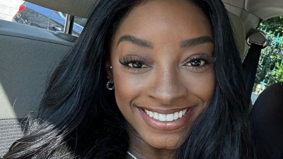 Simone Biles Shows Off Fresh Hairdo After Olympics