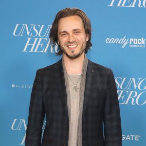 General Hospital Shares 1st Photo of Jonathan Jackson Back on Set 680