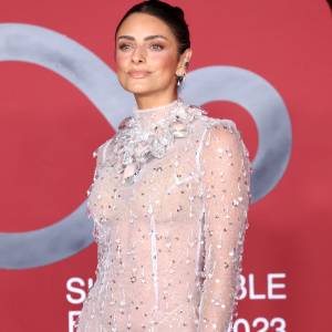 Aislinn Derbez.