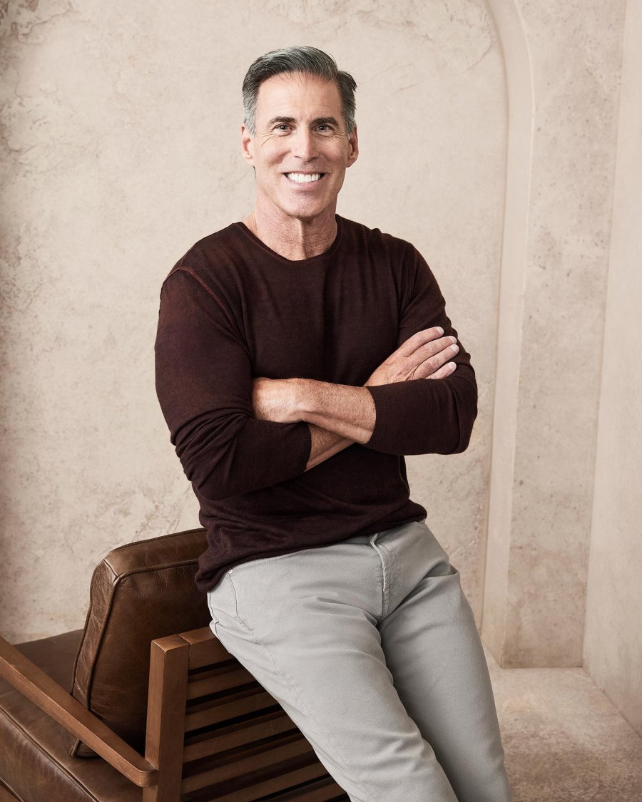 Guy Golden Bachelorette Joan Vassos