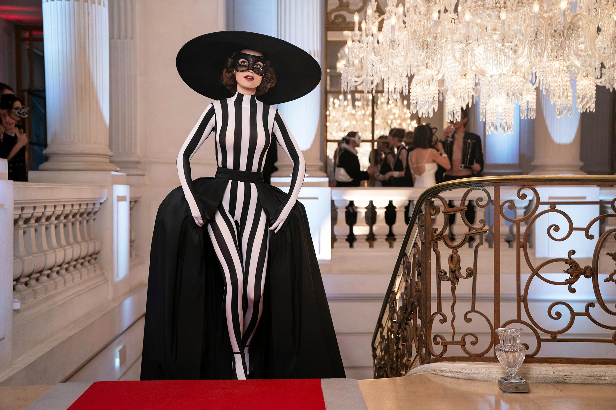 How Emily in Paris Director Filmed Lily Collins in a Massive Hat Its a Reveal