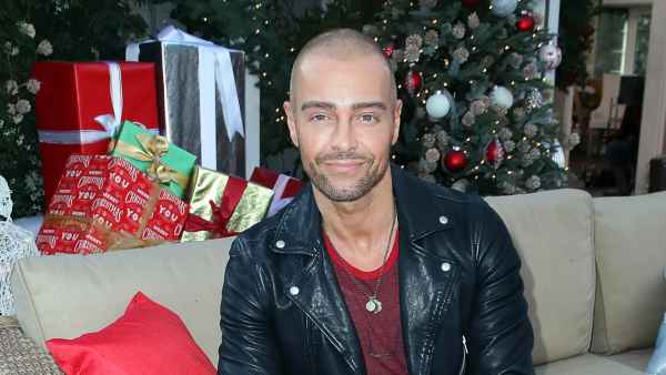Joey Lawrence and Costar Accused of Having an Affair in Divorce Docs 141