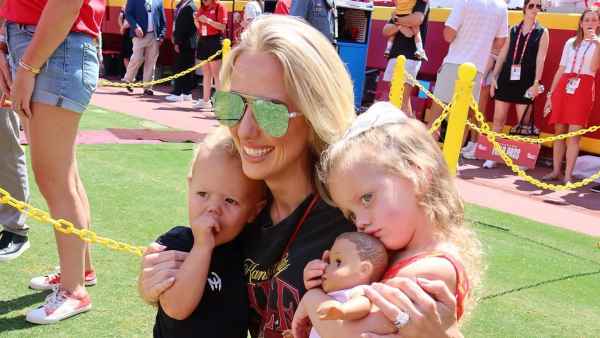 FEATURE Pregnant Brittany Mahomes Kicks of Her Game Day Style With Oversized Chiefs Shirt