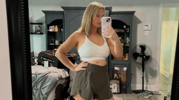 Pregnant Gypsy-Rose Blanchard Shows Her Growing Baby Bump in New Selfie