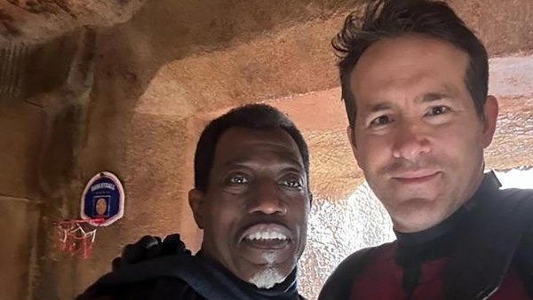 Ryan Reynolds Wants a Logan-Style Farewell for Wesley Snipes Blade