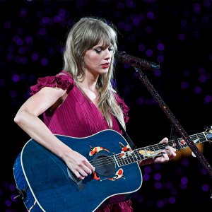 Swarovski Gifts Necklaces to Vienna Taylor Swift Fans After Canceled Concerts