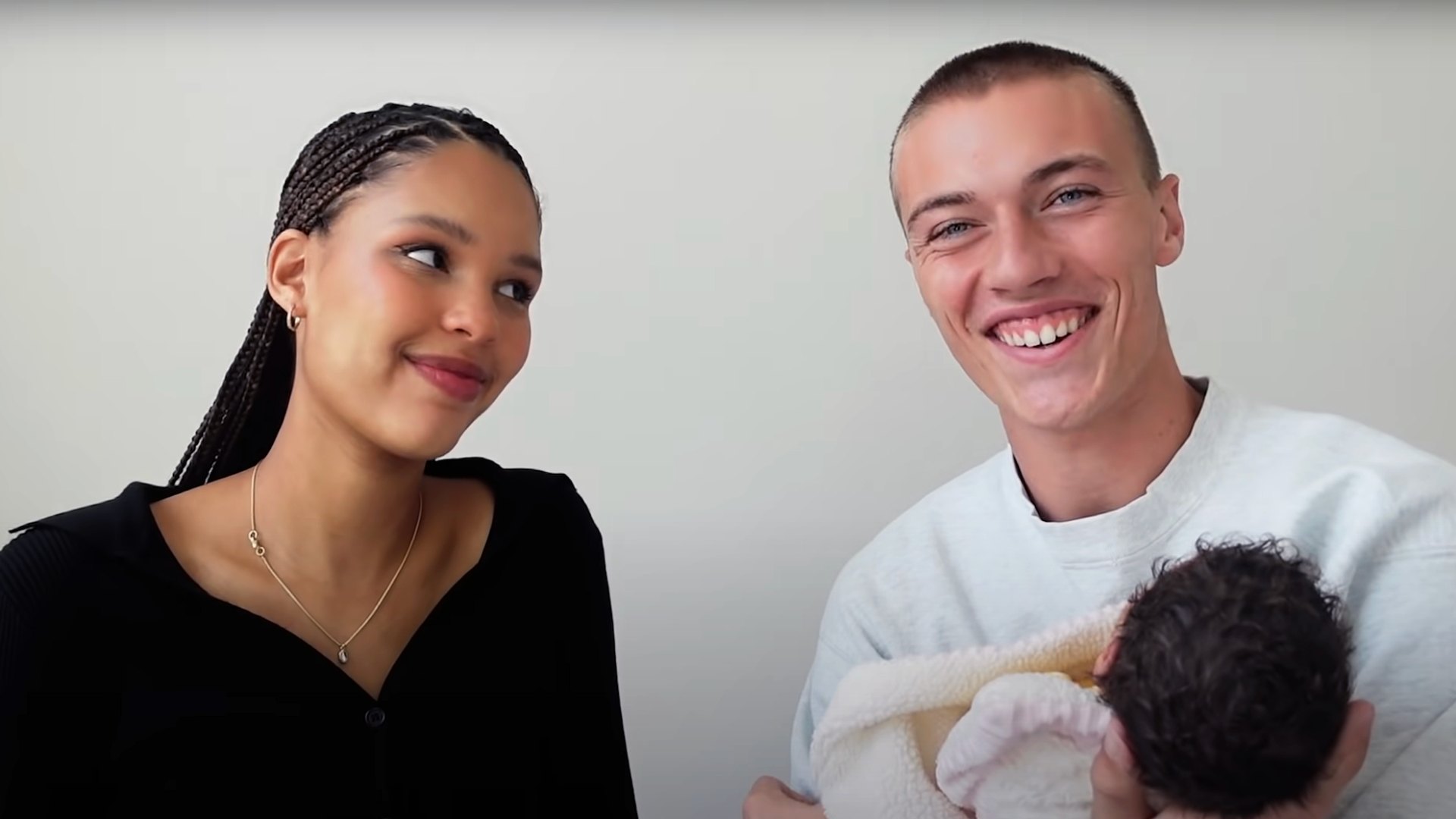 TikTok s Nara And Lucky Blue Smith Announce Surprise Baby No 4 Us tiktok-s-nara-and-lucky-blue-smith-announce-surprise-baby-no-4-us