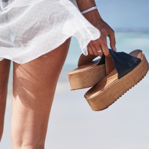 zappos comfy sandals deals