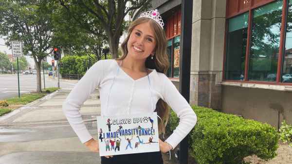 AGT Cheerleader Emily Gold School Football Team to Honor Her at Game