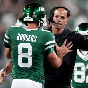 Aaron Rodgers Explains Awkward Moment With Coach Robert Saleh