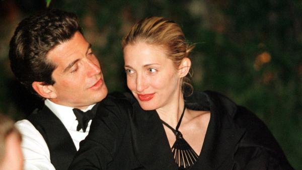 American Love Story Moving Forward With John F Kennedy Jr and Carolyn Bessette