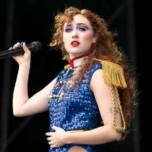 Chappell Roan Says She Overcame Past Suicidal Thoughts Realizing She Cant Live Like This