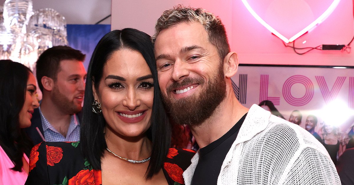 Artem Chigvintsev Re-Adds Nikki Garcia’s Name to His Instagram Bio Artem Chigvintsev Re-Adds Nikki Garcia’s Name to His Instagram Bio