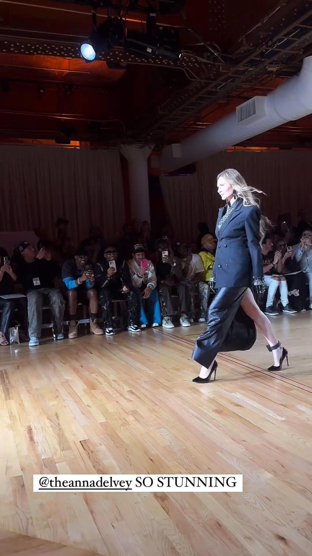Dancing With the Stars Ezra Sosa Sports Ankle Monitor at NYFW in Nod to Anna Delvey 010 017