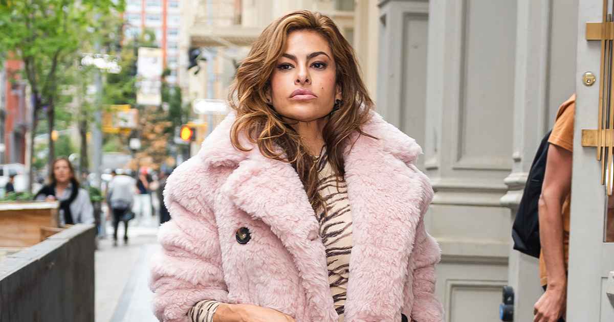 Eva Mendes Details The Moment She ‘Felt Lost’ in Parenthood Eva Mendes Details The Moment She ‘Felt Lost’ in Parenthood