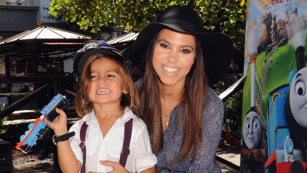 Kourtney Kardashian Defends Sleeping in Same Bed as Son Mason Until He Was 7 Years Old 154