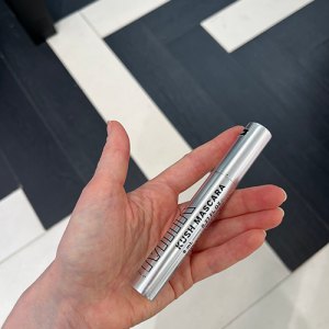 Milk Makeup Kush High Roll Defining & Volumizing Tubing Mascara