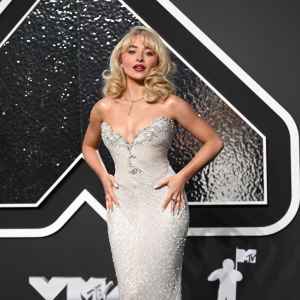 Sabrina Carpenter Red Carpet