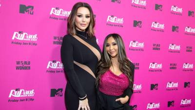 Snooki Reveals to Jenni That She Searching for Biological Parents