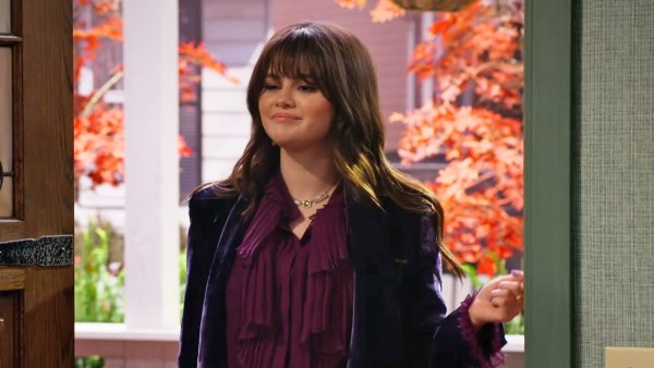 Wizards Beyond Waverly Place Selena Gomez