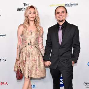 Michael Jackson’s Kids Prince and Paris Pay Tribute to Uncle Tito Jackson