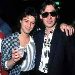 Alex Van Halen Details Eddie Van Halen's Prescription Pill Addiction