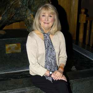 Feature Young Frankenstein Actress Teri Garr Dead at 79