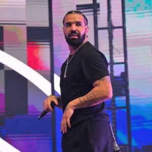 GettyImages-1448234066-Drake